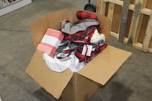 lot 539 image: Lot of (1 Box) Baby Blankets and Bedding