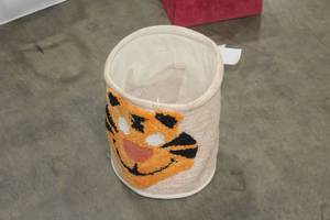 lot 542 image: Tigger theme Soft-Side Trash Can