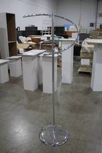 lot 371 image: Metal Spiral Clothes Rack