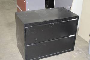 lot 355 image: Metal Lateral File Cabinet 2-drawer