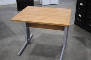 lot 327 image: Computer Desk