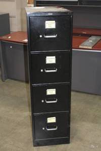 lot 322 image: Metal File Cabinet 4-drawer