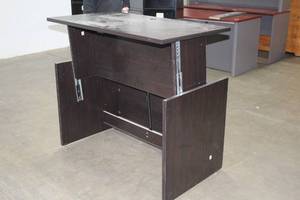 lot 317 image: Office Desk