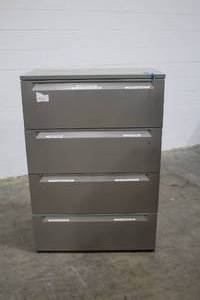 lot 318 image: Metal Lateral File Cabinet 4-drawer