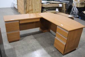 lot 306 image: Wood L-Shaped Office Desk 6-drawer