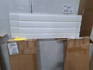 lot 476 image: Lot of (8) Plastic Slotwall Sections