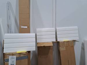 lot 476C image: Lot of (16) Plastic Slotwall Sections