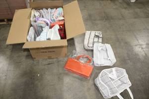 lot 629 image: Lot of (20) Baby Accessory Soft-Side Storage Caddys
