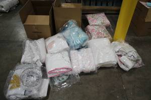lot 658 image: Lot of (10) Crib Sets (in original packaging)