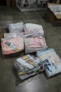 lot 659 image: Lot of (7) Crib Sets (in original packaging)