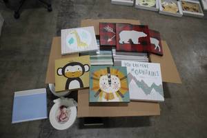 lot 639 image: Lot of (40) Baby Accessories - Wall Art (x33), Frames (x6), Star Bin (x1)