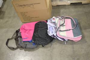 lot 680 image: Lot of (6) Baby Diaper Bags