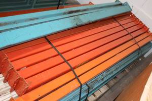 lot 15C image: Lot of (4) 7-12 Pallet Racking Beams