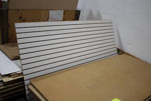 lot 45 image: 8 Slotwall