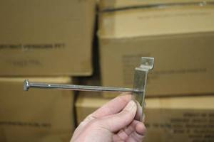 lot 489A image: Lot of (50) 6 Slatwall Hangers