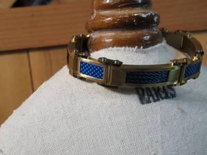 Invicta Jewlery SS Bracelet wCable Inlay and Black Carbon Fiber Link GoldtoneBlue