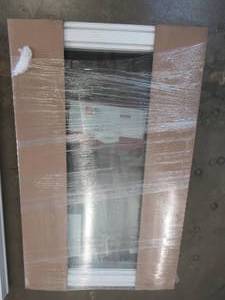 Simonton 6500 Series 29 12 in x 47 14 in Left Hinged Casement with Screen in White Vinyl Window