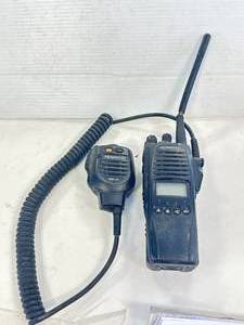 lot 39 image: Kenwood TK-5210 2 Way Radio, KMC-41 Microphone