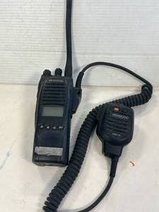 lot 40 image: Kenwood TK-5210 2 Way Radio, KMC-41 Microphone