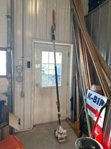 lot 43 image: Stihl HT103 Gas Chainsaw  Pole Saw
