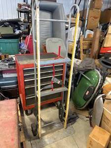 lot 72 image: 2 Wheel Furniture Mover Dolly