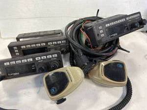 lot 74 image: Lot of 3 Motorola & Microphones