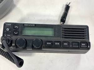 lot 19 image: Kenwood 18520 Remote Head & Microphone