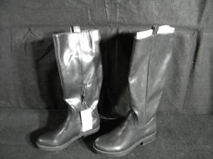 lot 61 image: Brand New with Tags A New Day Black Knee-High Boots Size 7.5
