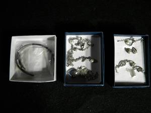 lot 141 image: Set of Necklaces, Earrings and Bracelets