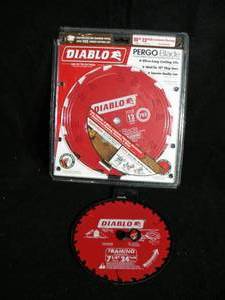 lot 162 image: Diablo Framing Circular Saw Blade 7-14 in X 24 Tooth & Diablo Pergo Blade for Laminate Flooring