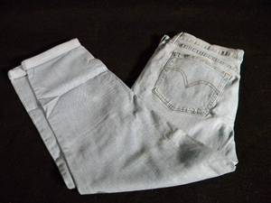 lot 555 image: Brand New Womens Levis Boyfriend Mid Rise Tapered Leg Denim Jeans Size 12 W34 x L27