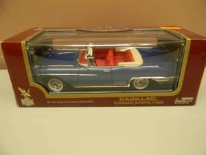 lot 7 image: ROAD LEGENDS 118 SCALE DIE-CAST - 1958 CADILLAC ELDORADO BIARRITZ - NEW IN BOX - AWESOME PIECE - SEE PICTURES