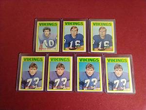 lot 31 image: (7) 1972 Vikings Cards - (4) Ron Yary Rookies