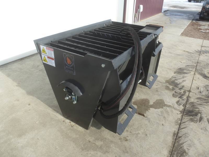 lot 162 image: 2022 Wolverine Concrete Mixer