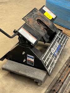 Reese 5th-Wheel Hitch