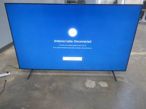 lot 78 image: SAMSUNG UN75TU7000 75 inches 4K Ultra HD Smart LED TV