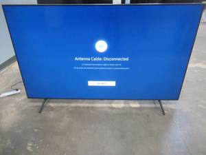 lot 79 image: SAMSUNG UN75TU7000 75 inches 4K Ultra HD Smart LED TV