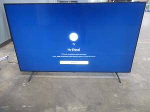 lot 81 image: SAMSUNG UN75TU7000 75 inches 4K Ultra HD Smart LED TV