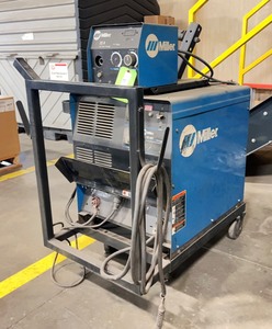 lot 10 image: Miller MIG Welder CP-302