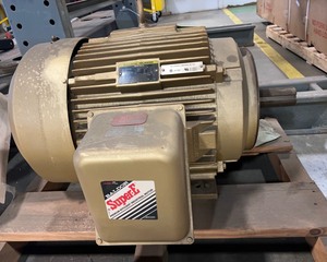 lot 39 image: Baldor Motor