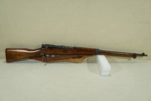 lot 11 image: Arisaka Type 99 7.7 x 58mm Bolt Action Service Rifle