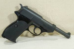 lot 29 image: Walther P1 9mm Semi Automatic Pistol