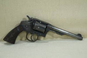 lot 31 image: Spanish Made .32 Winchester Revolver