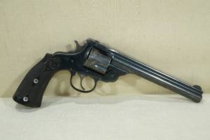 lot 42 image: Harrington & Richardson Auto Ejecting Second Model .38 S&W Double Action Revolver