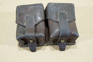 lot 86 image: Vintage Leather Ammo Pouch