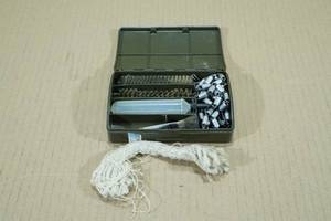 lot 90 image: German Military Cleaning Kit
