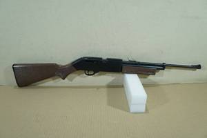 lot 94 image: Crosman Pump Master 760 .177 Pellet and BB Rifle