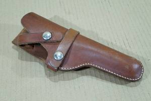 lot 110 image: Hunter Brown Leather Pistol Holster