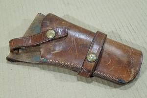 lot 113 image: Brauer Bros Brown Leather Pistol Holster