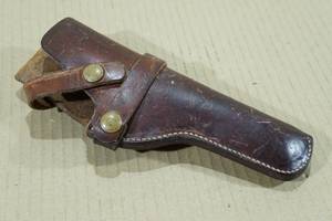 lot 114 image: Hunter Dark Brown Leather Pistol Holster
